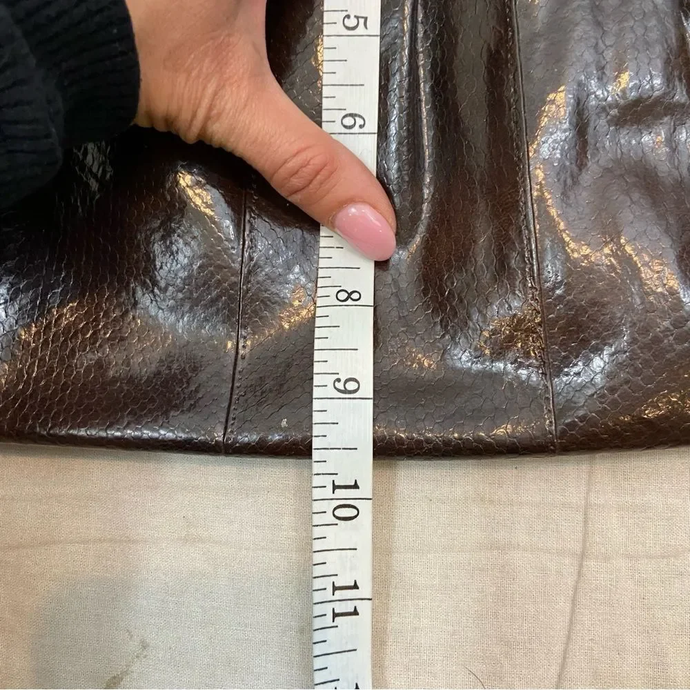 Vintage Brown Vinyl Faux Leather Clutch with Tortoiseshell Plastic‎ Handle 60s